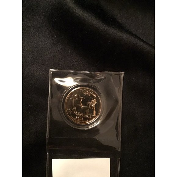 Brett Favre Merrick Mint set of 2 coins. In packages with certificates. - Picture 4 of 4